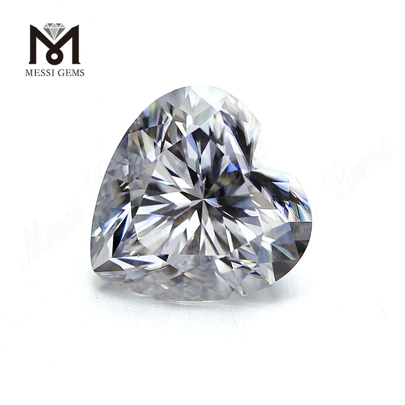 Große Größe im Herzschliff, 14 x 14 mm, weißer Moissanit-Diamant pro Karat